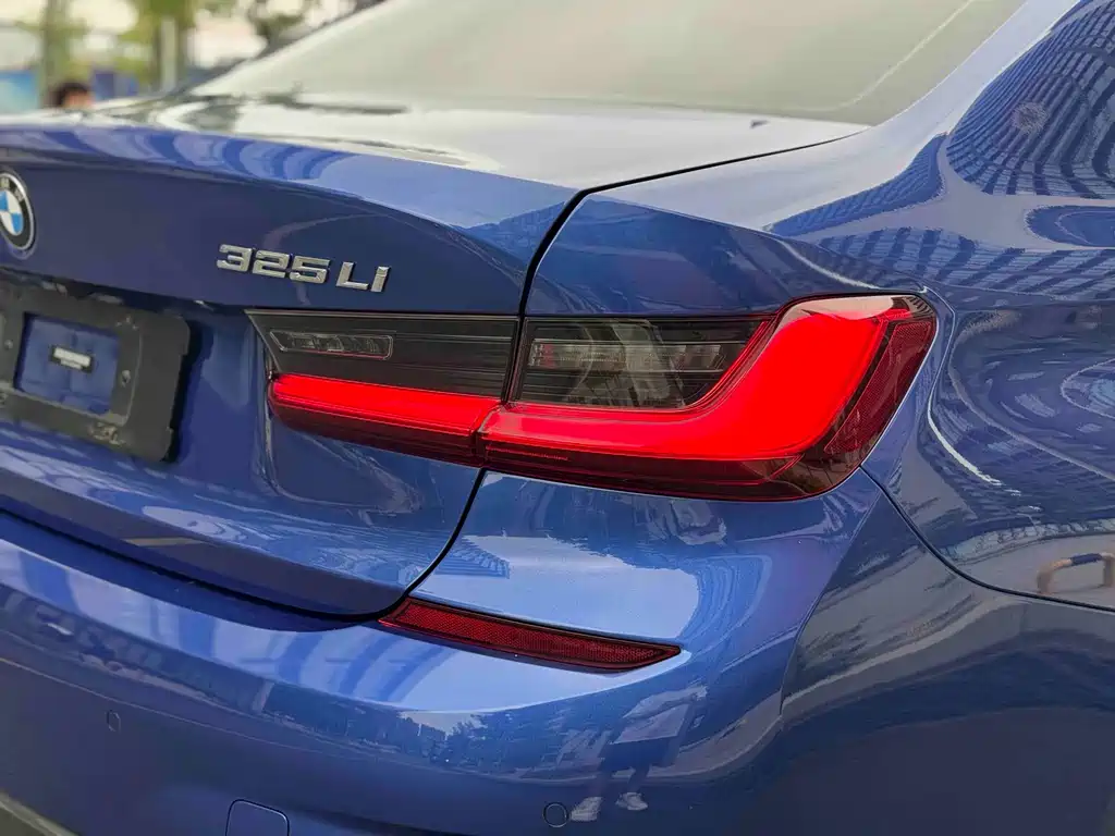 BMW 3 Series 2020 — фото 17