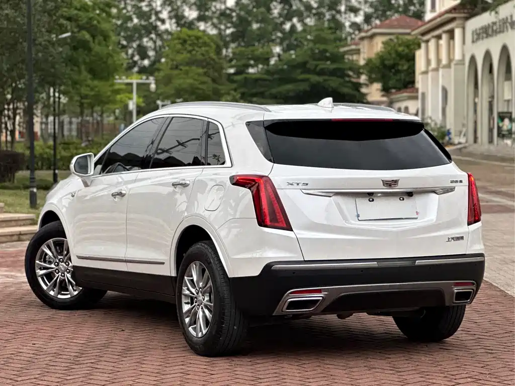 Cadillac XT5 2020 — фото 6