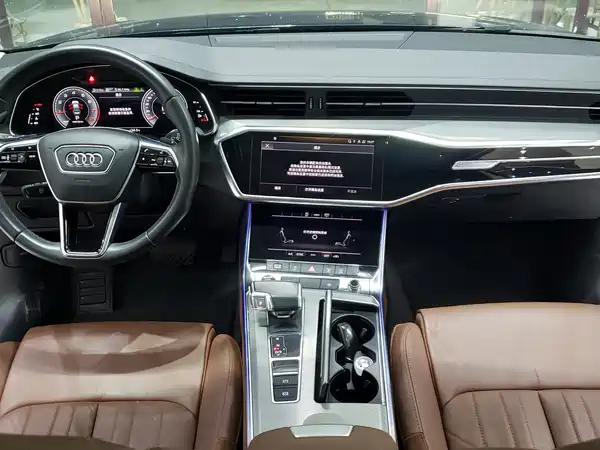 Audi A6L 2021