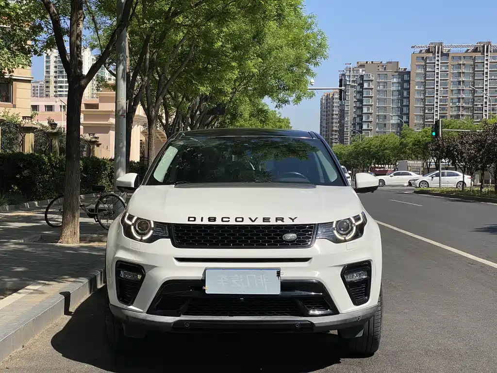Land Rover Discovery Sport 2017 — фото 2