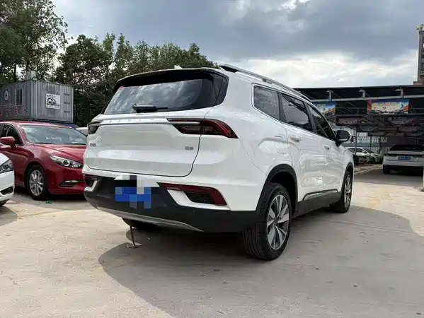 Geely Haoyue 2021