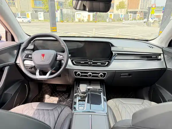 Hongqi HS5 2023
