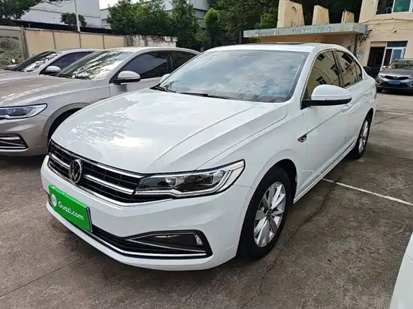 Volkswagen Bora 2022