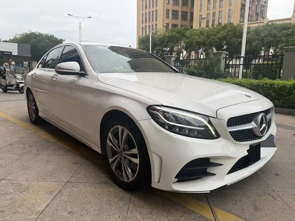 Mercedes-Benz C-Class 2020 — фото 2