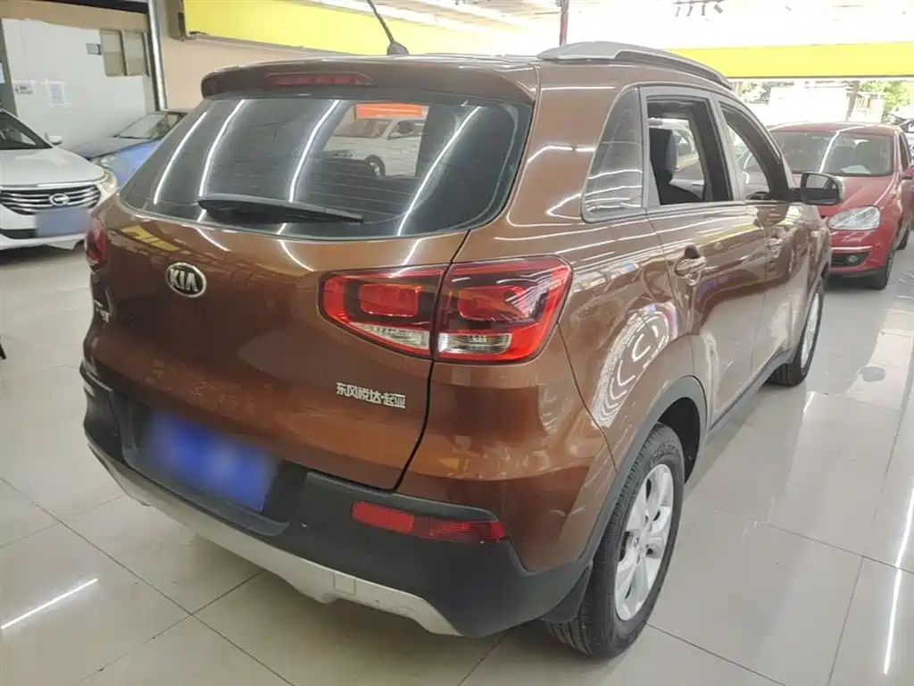 Kia KX3 2016 — фото 7