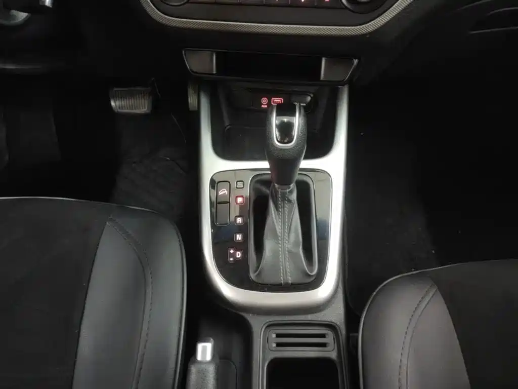 Kia KX3 2016 — фото 14