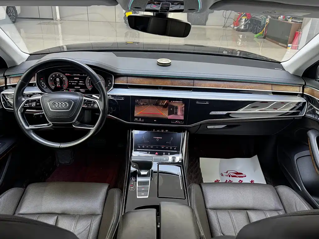 Audi A8 2019 — фото 9