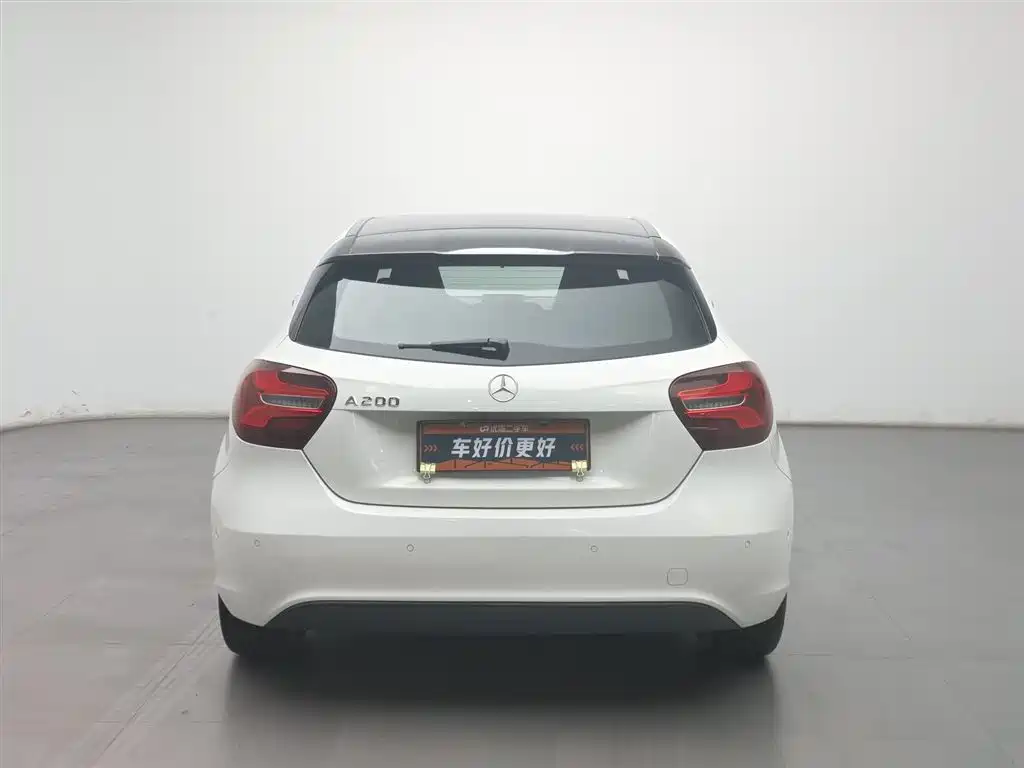 Mercedes-Benz A-Class 2018 — фото 4