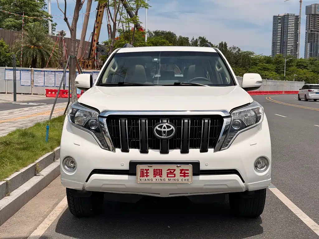 Toyota Prado 2015 — фото 2