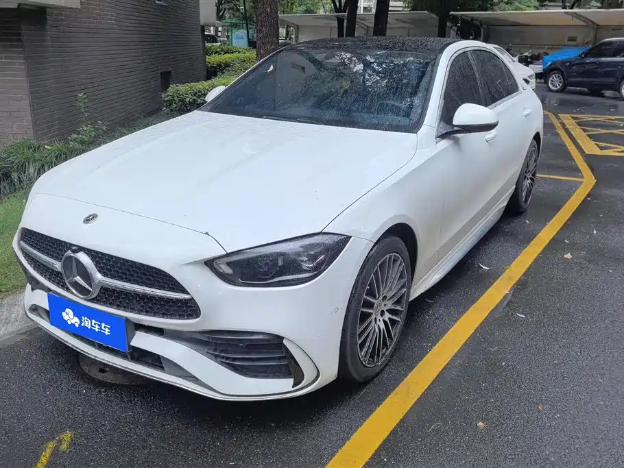 Mercedes-Benz C-Class 2022
