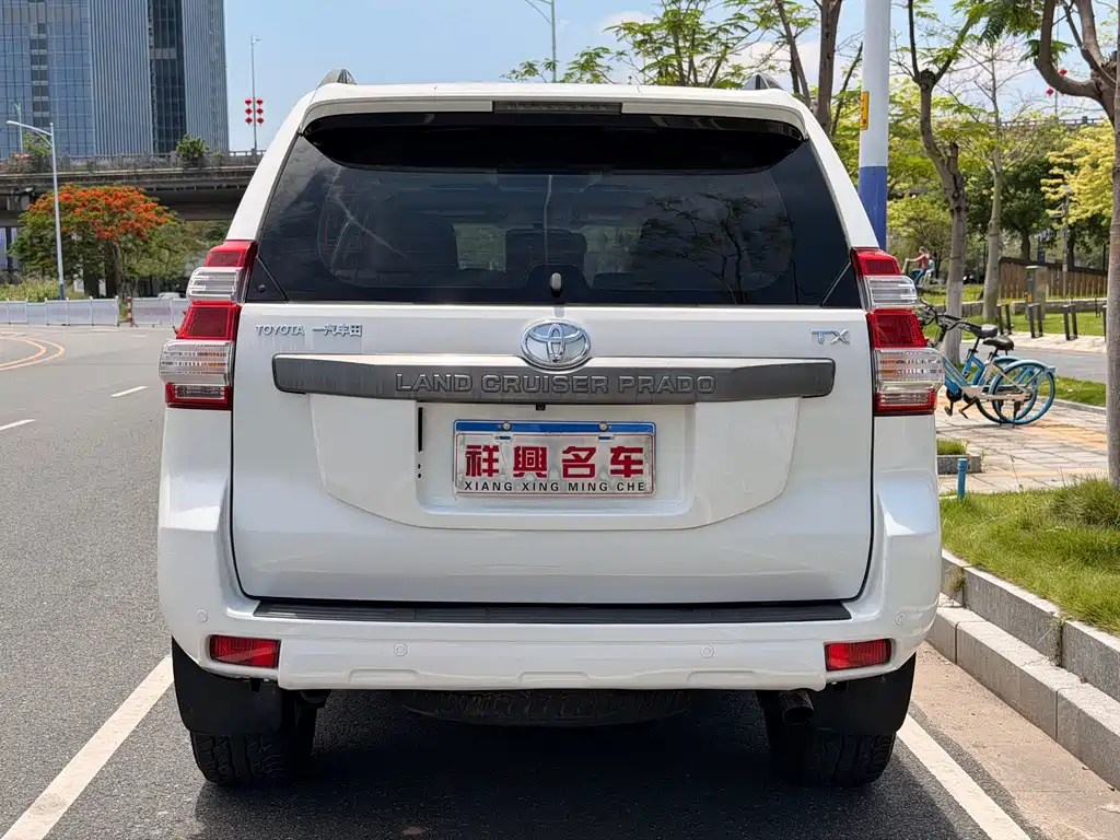 Toyota Prado 2015 — фото 15