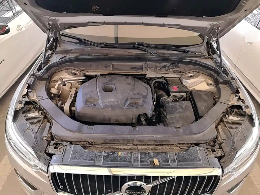 Volvo XC60 2020 — фото 20