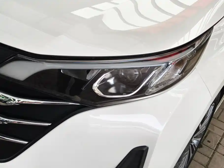 GAC Trumpchi M6 2020 — фото 5