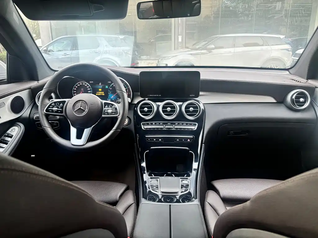 Mercedes-Benz GLC 2023 — фото 11