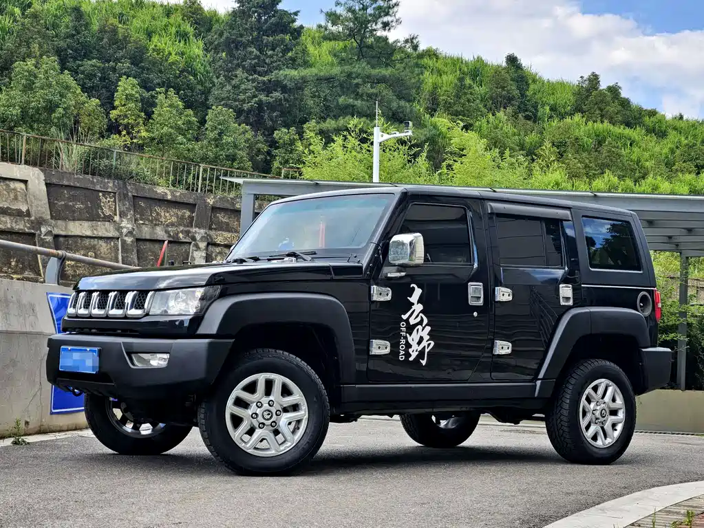 BAIC BJ40 2016 — фото 1