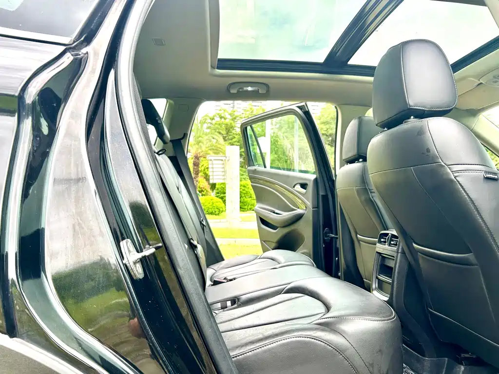 Buick Envision Plus 2020 — фото 14