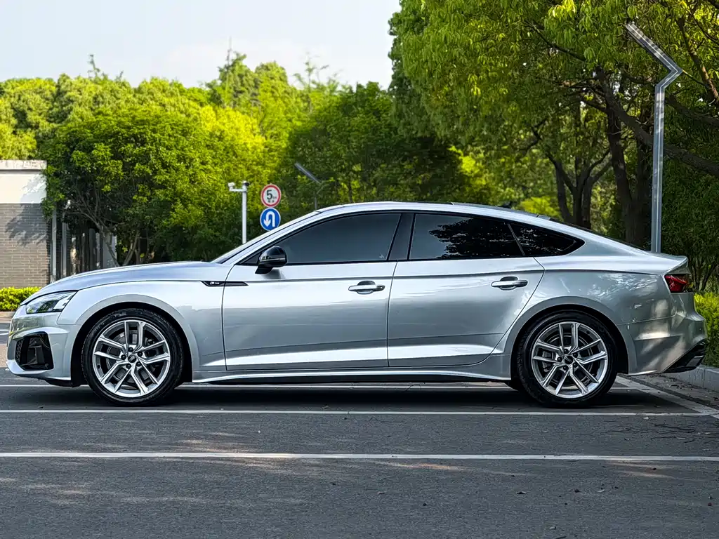 Audi A5 2022 — фото 6