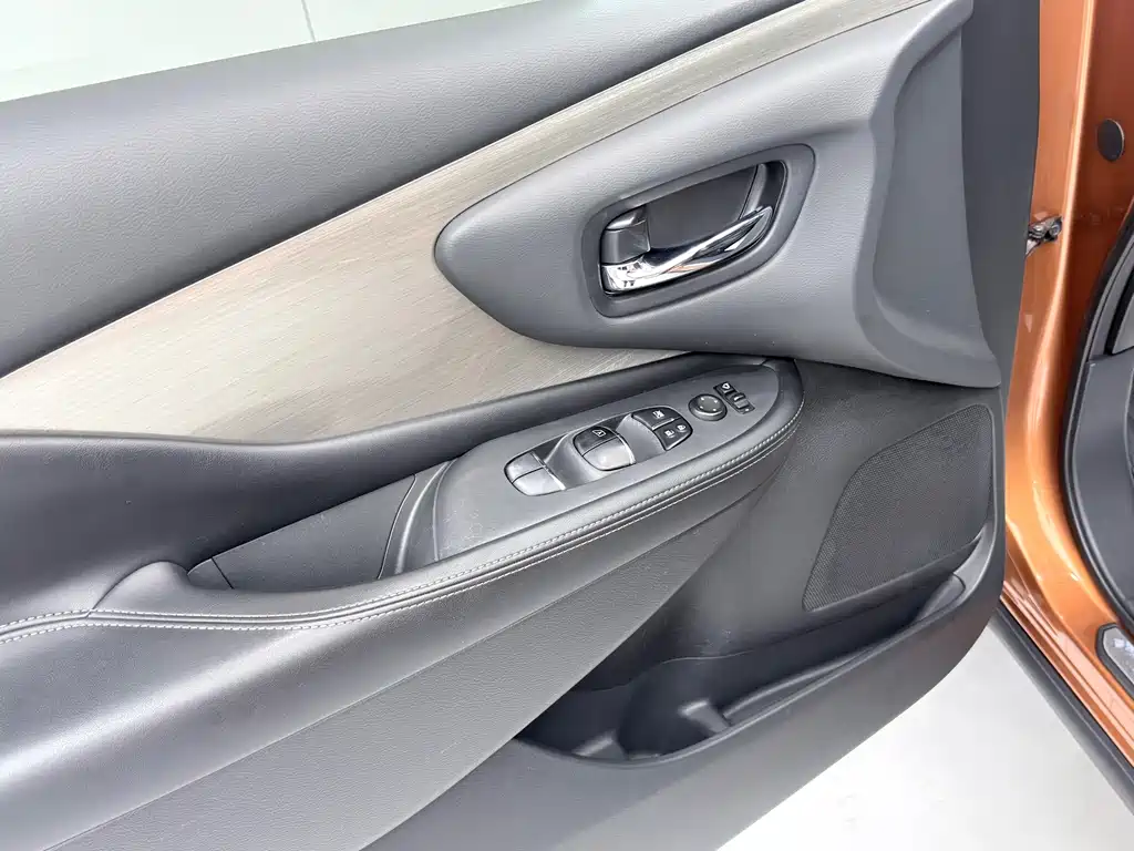 Nissan Murano 2016 — фото 9