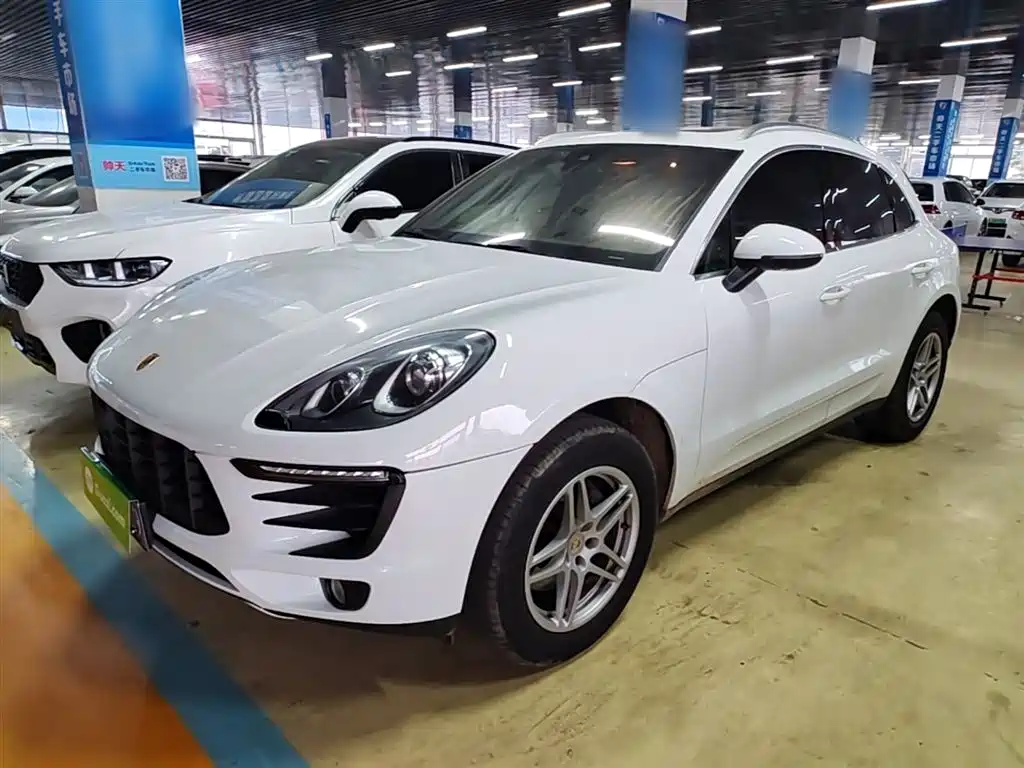 Porsche Macan 2018 — фото 1