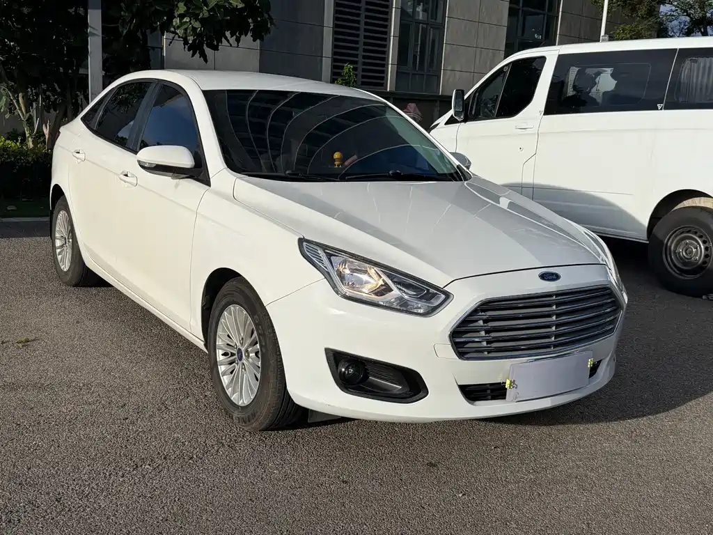 Ford Escort 2017
