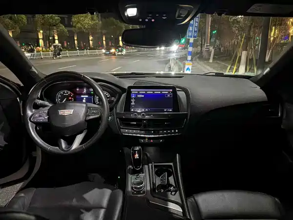 Cadillac CT5 2021