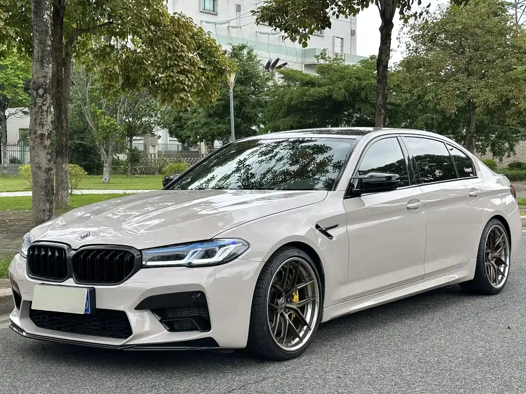 BMW 5 Series 2021