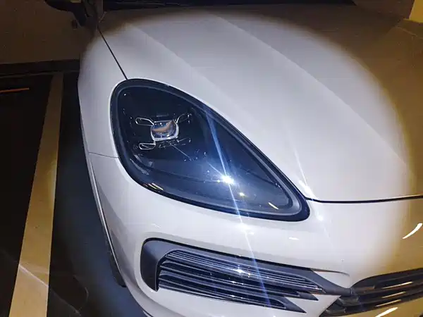 Porsche Cayenne 2021