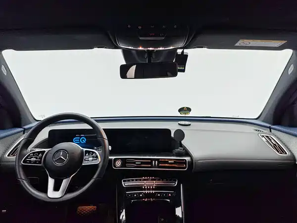 Mercedes-Benz EQC 2021