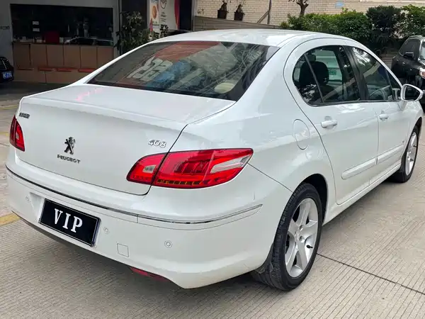 Peugeot 408 2013