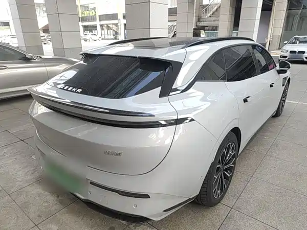 Zeekr 007GT 2025