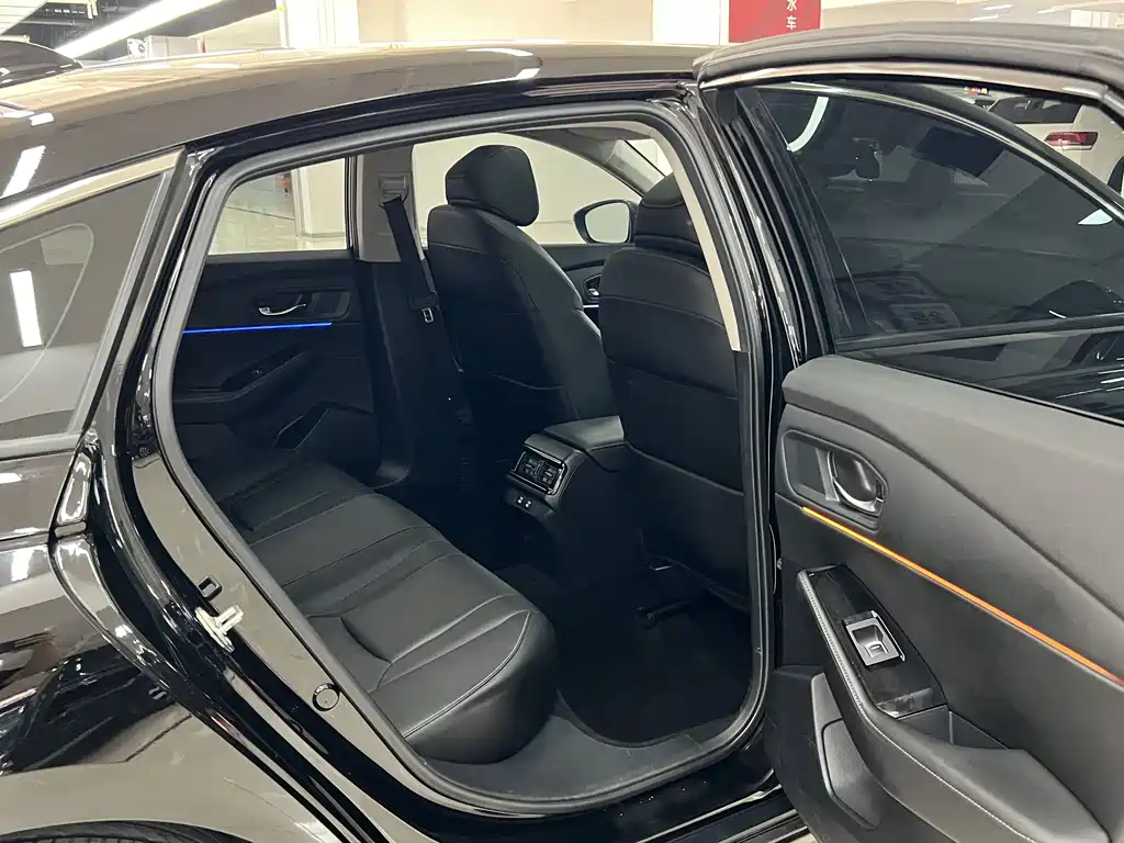 Honda Accord 2024 — фото 15
