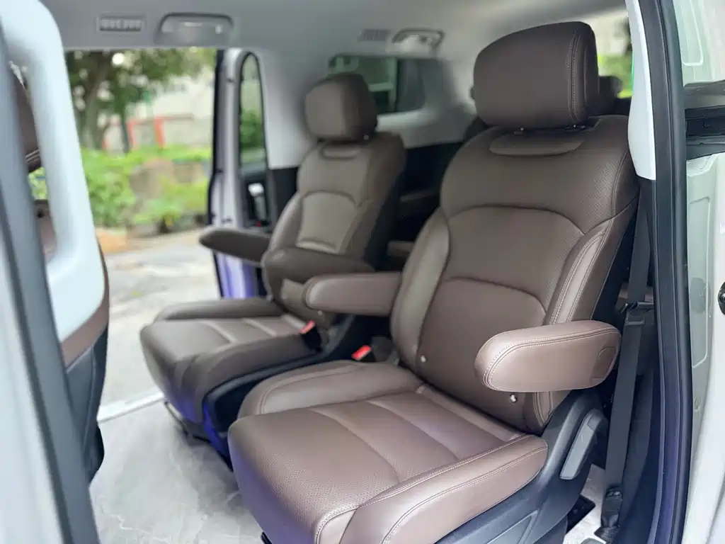 Wuling Starlight 730 EV 2025 — фото 16