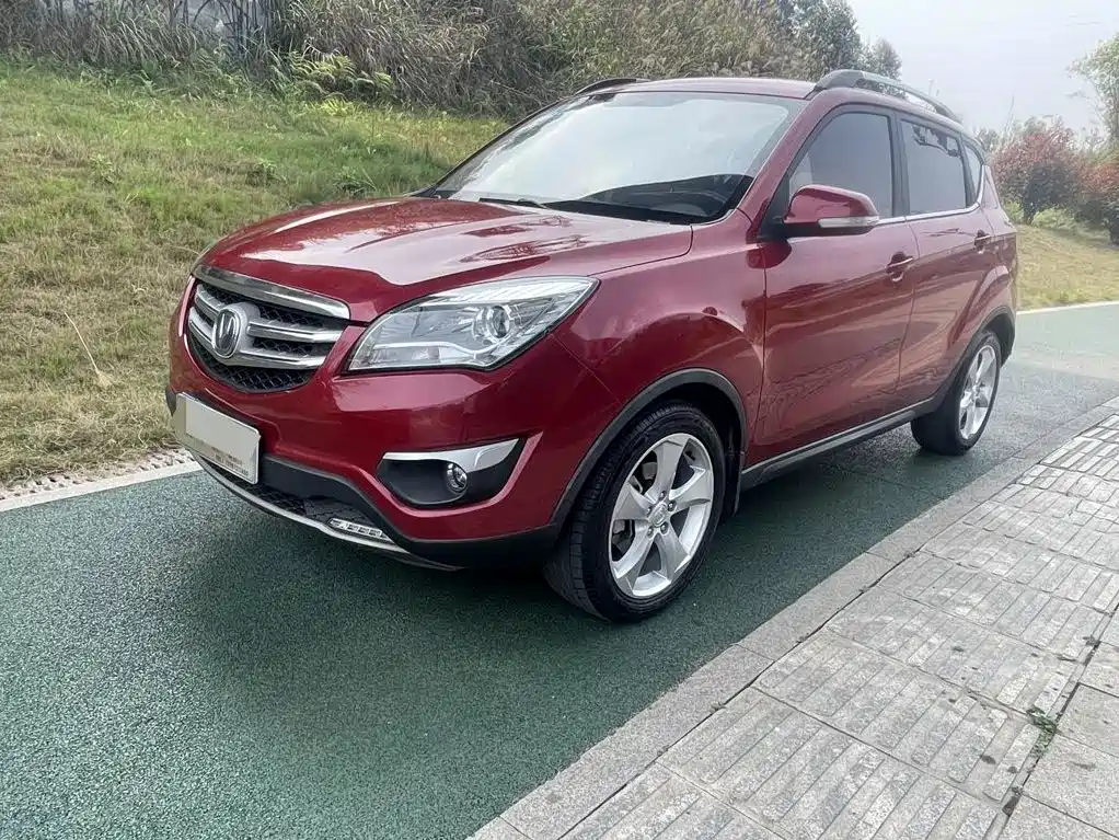 Changan CS35 2016 — фото 1