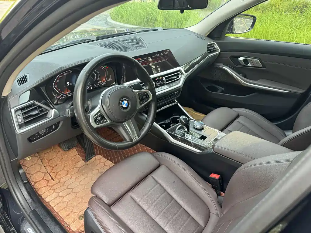 BMW 3 Series 2021 — фото 13