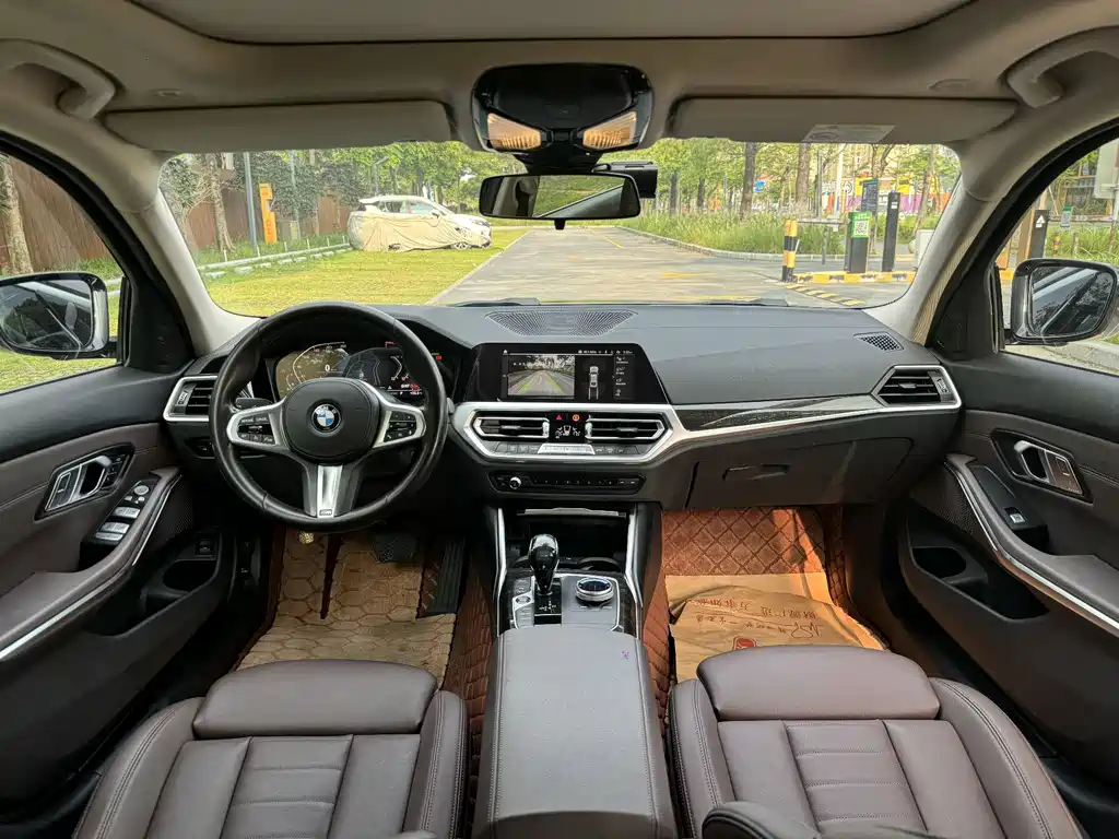 BMW 3 Series 2021 — фото 14