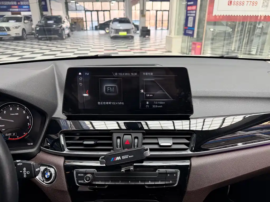BMW X1 2022 — фото 15
