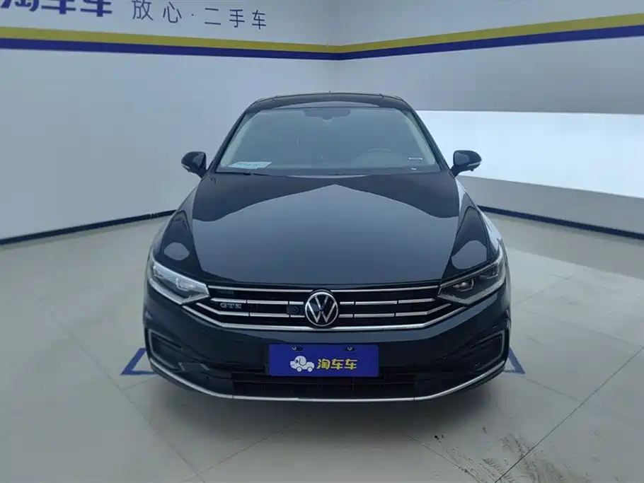 Volkswagen Magotan GTE PHEV 2022 — фото 2