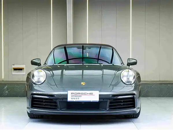 Porsche 911 2021