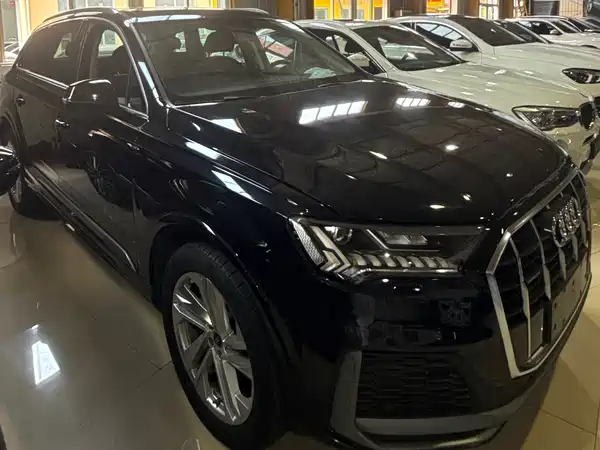 Audi Q7 2021