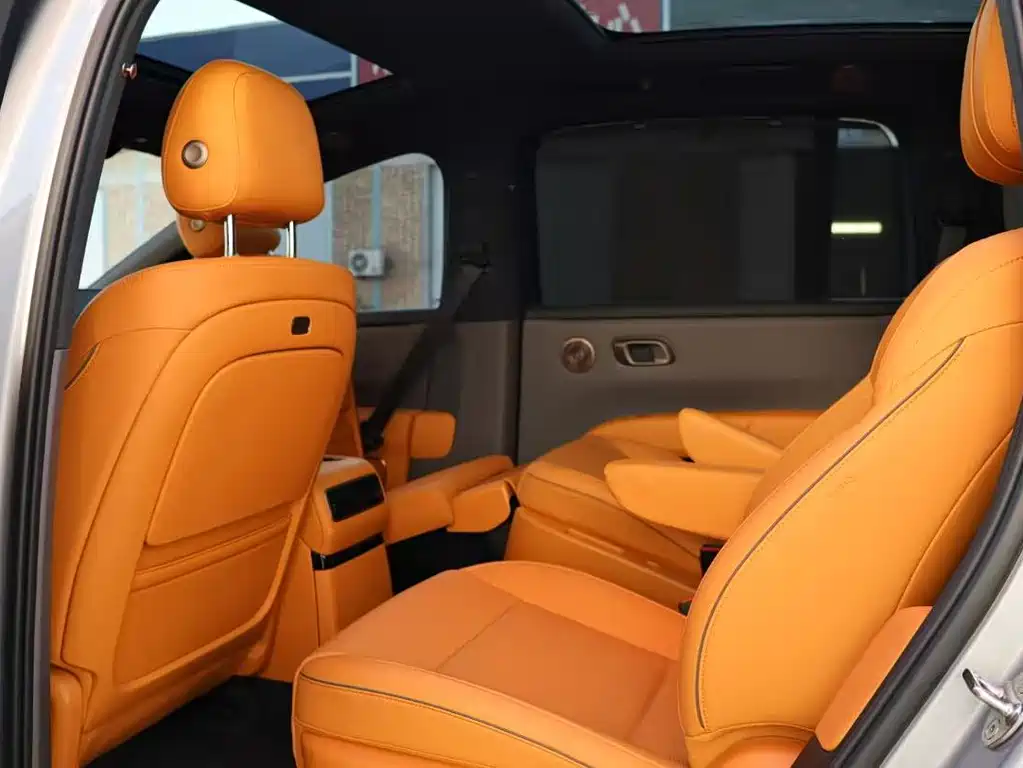 Li Auto i8 2025 — фото 11