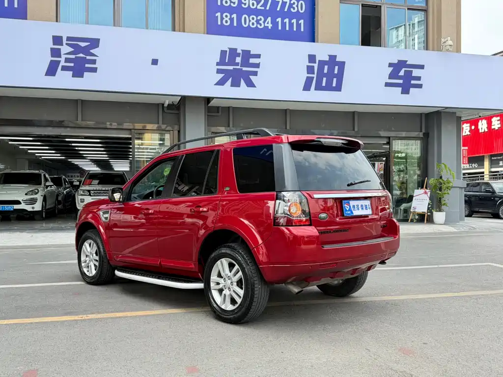 Land Rover Freelander 2 2014 — фото 12