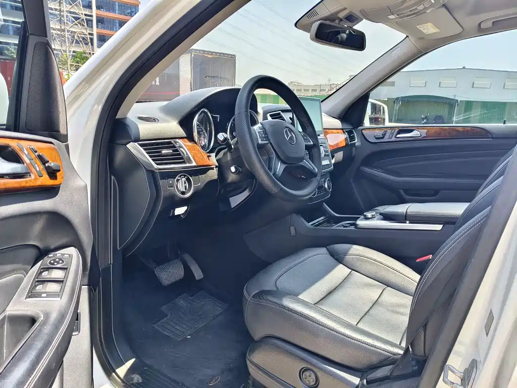 Mercedes-Benz M-Class 2015 — фото 8