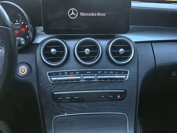 Mercedes-Benz C-Class 2019