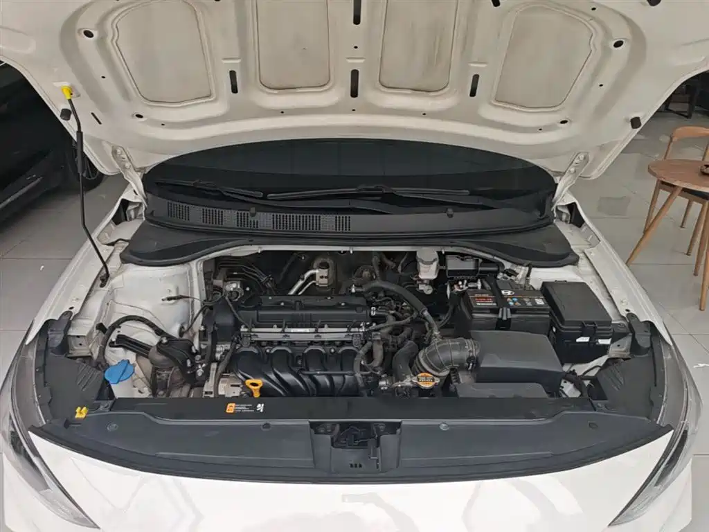 Hyundai Elantra 2020 — фото 20