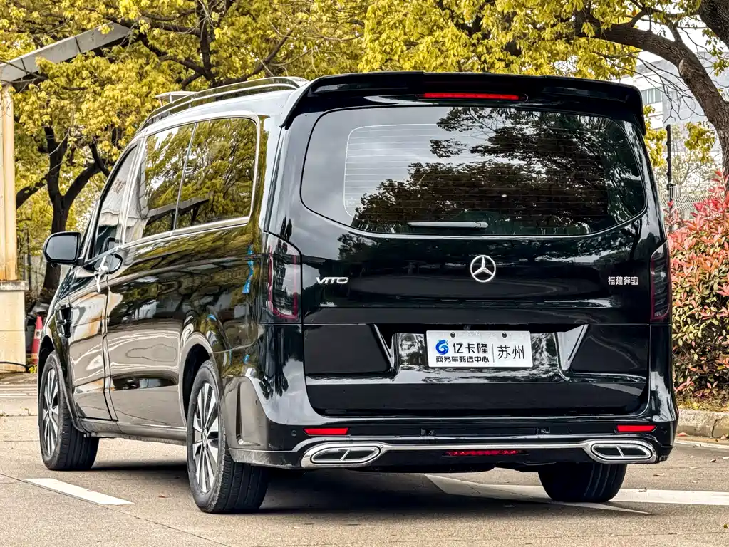 Mercedes-Benz Vito 2023 — фото 24