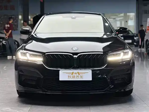 BMW 5 Series 2024