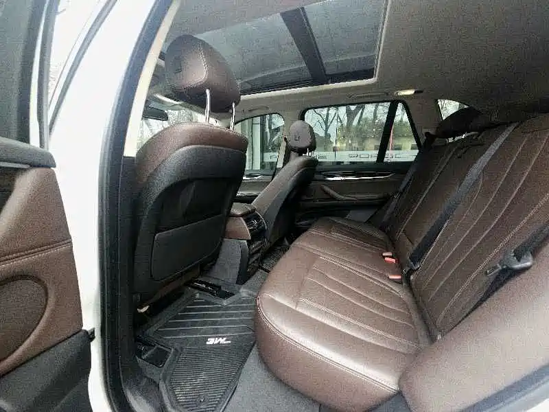 BMW X5 2018 — фото 10