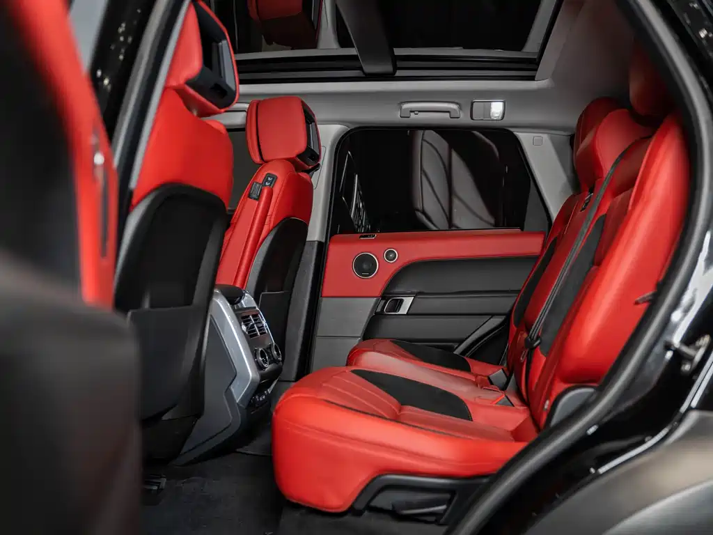 Land Rover Sport 2020 — фото 20