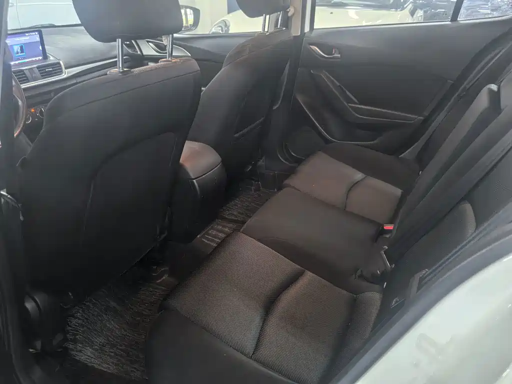 Mazda 3 Axela 2017