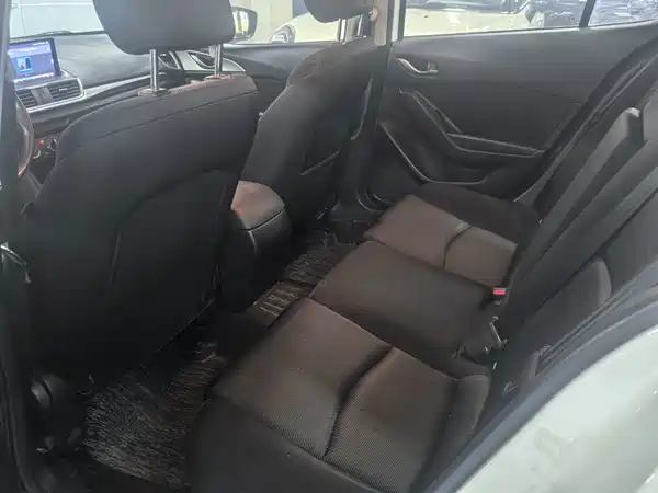 Mazda 3 Axela 2017